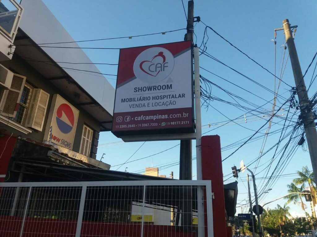 Caf Campinas Totem luminoso by New Signs